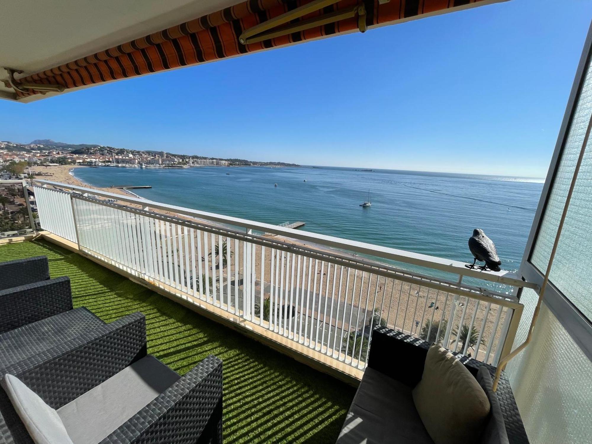 Frejus Plage - T2 -Vue Mer Feerique Apartment Exterior photo